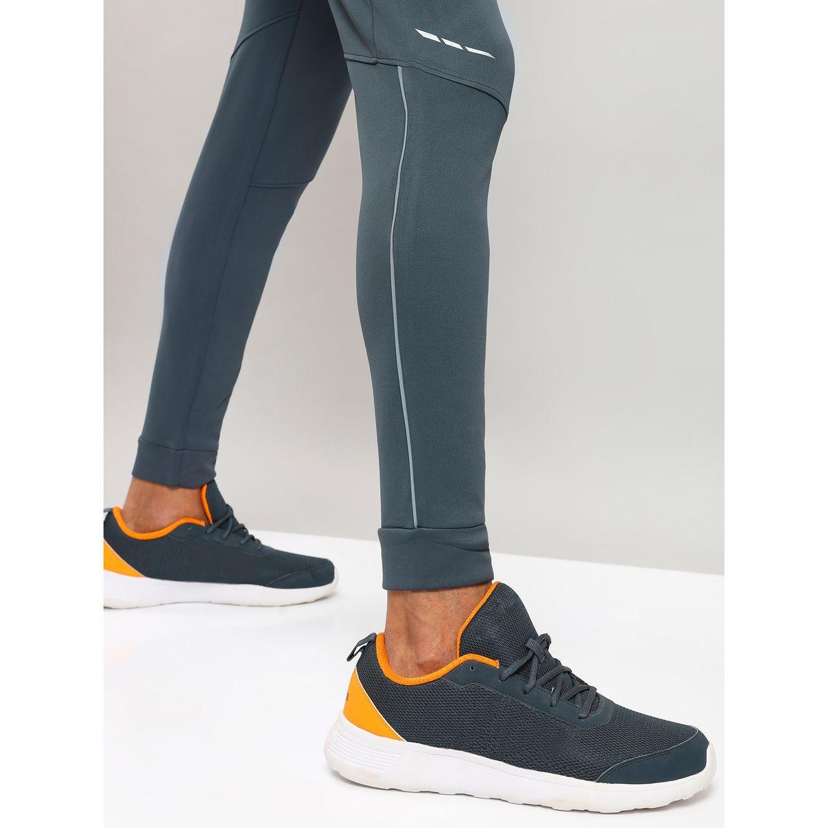 بنطال رياضي بقصة سليم فت تكنوسبورت × ستايلي-men-clothing-sportswearandactivewear-bottoms-image-4