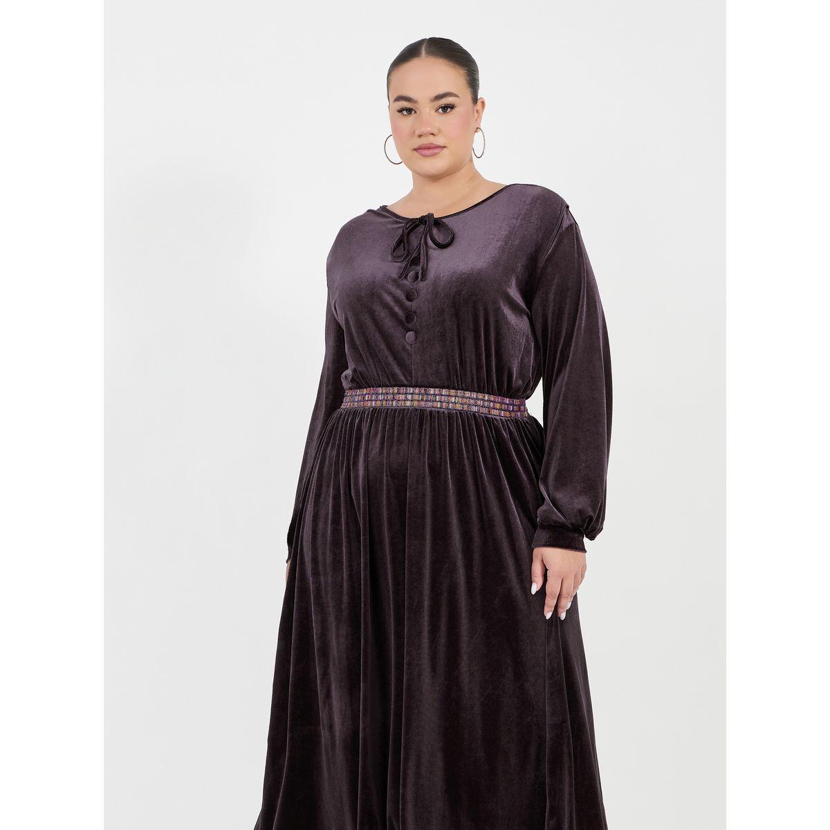 Styli Plus Size Embroidered Waistband Velvet Look Maxi Dress-women-clothing-dresses-image-5