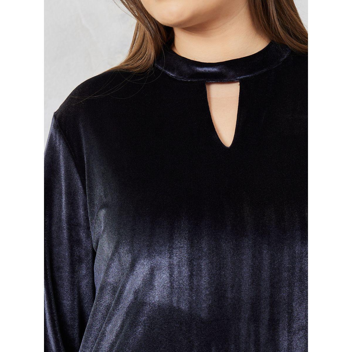 Styli Plus Velour Keyhole Neck Top & Pants Co-Ords-women-clothing-dresses-image-3