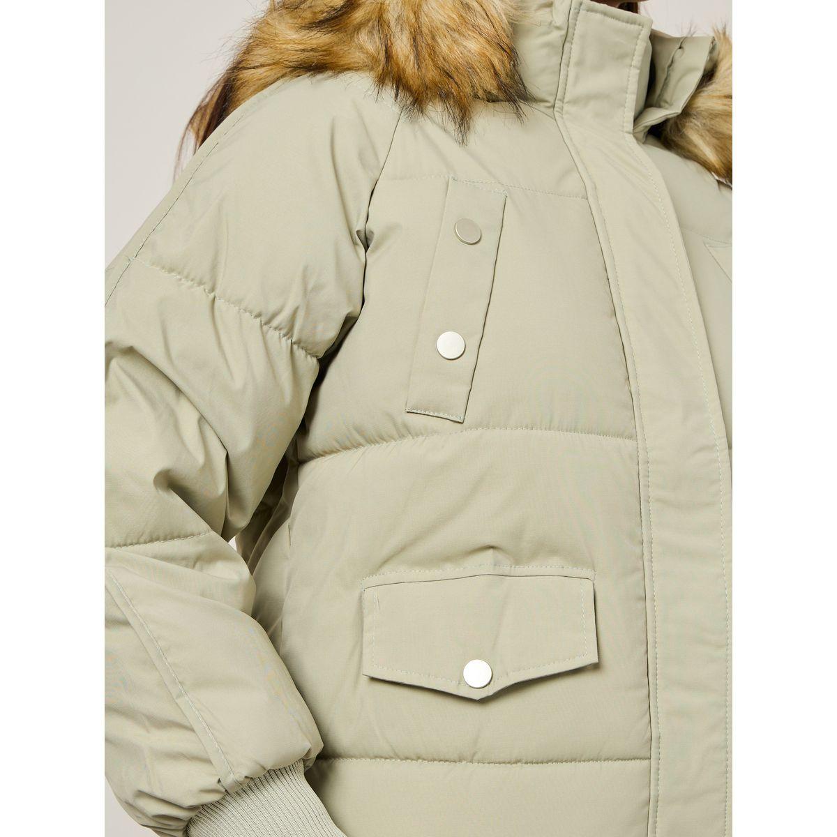 جاكيت واسع مزين بفرو صناعي-women-winterwear-coatsandjackets-jackets-image-4