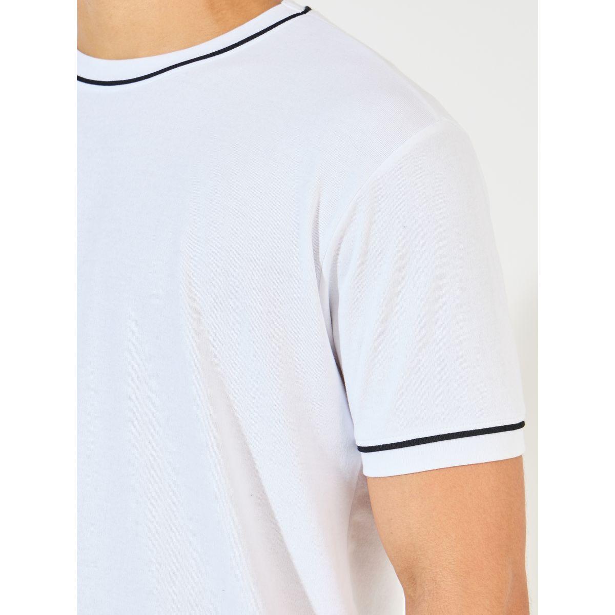 Styli Regular Fit Piping Detail Interlock T-Shirt-men-clothing-tshirtsandpolos-tshirts-image-3