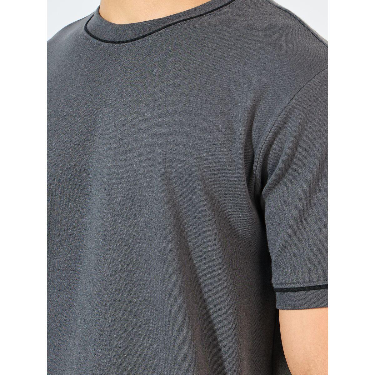 Styli Regular Fit Piping Detail Interlock T-Shirt-men-clothing-tshirtsandpolos-tshirts-image-3