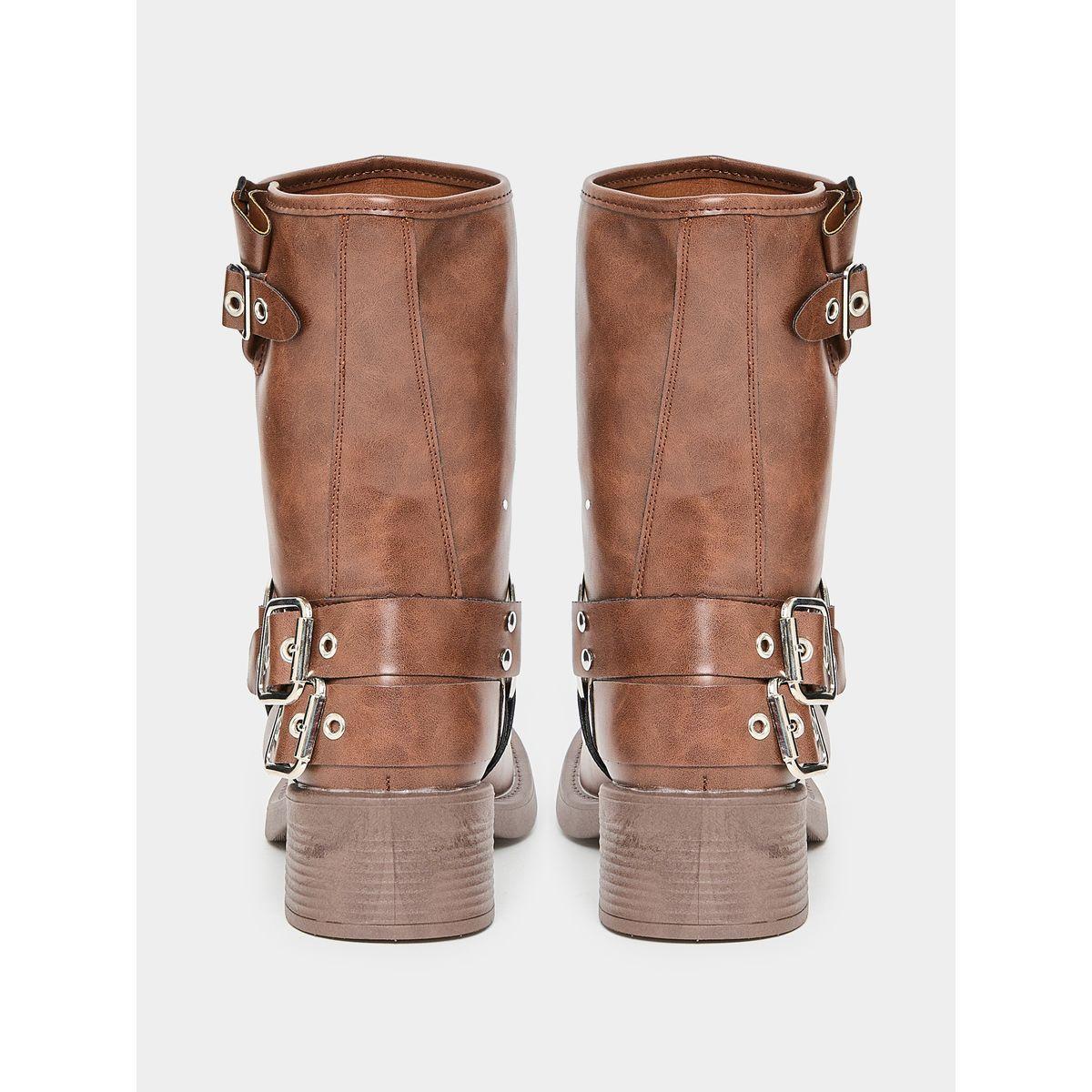 حذاء بوت مزين بإبزيم غلق-women-shoes-boots-image-4