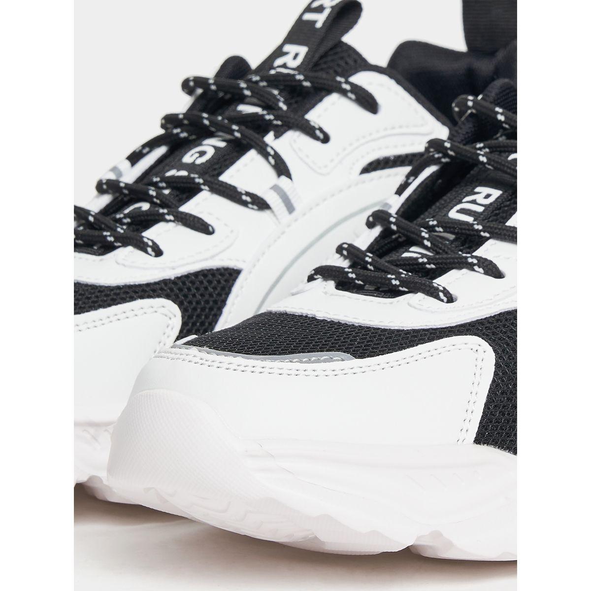 حذاء سنيكرز بنمط كتل الالوان-women-shoes-sneakers-image-5