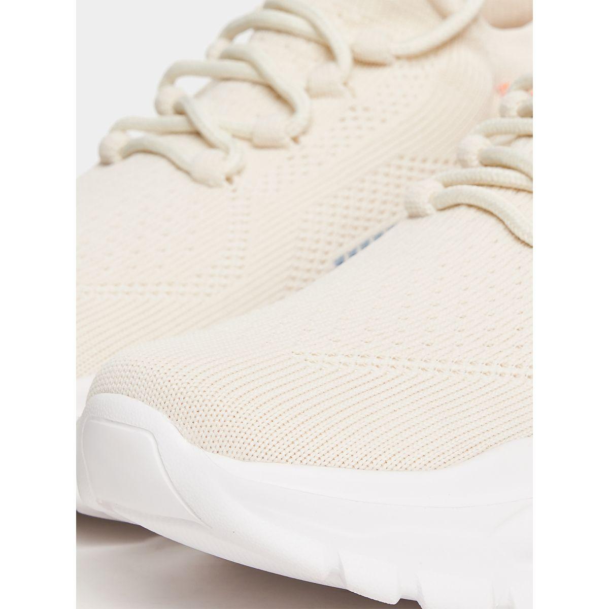 حذاء سنيكرز بنمط كتل الالوان-women-shoes-sneakers-image-5