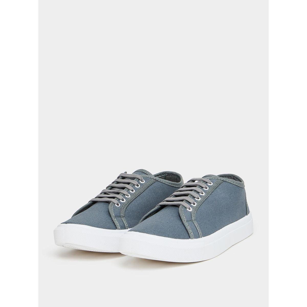 حذاء كانفاس برباط غلق-men-shoes-sneakers-image-2