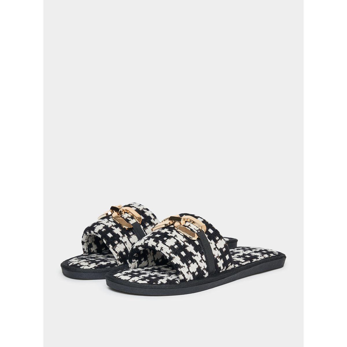 Styli Link Embellishment Patterned Bedroom Slippers-women-shoes-bedroomslippers-image-3