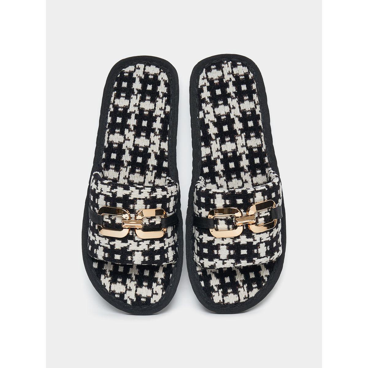 Styli Link Embellishment Patterned Bedroom Slippers-women-shoes-bedroomslippers-image-5