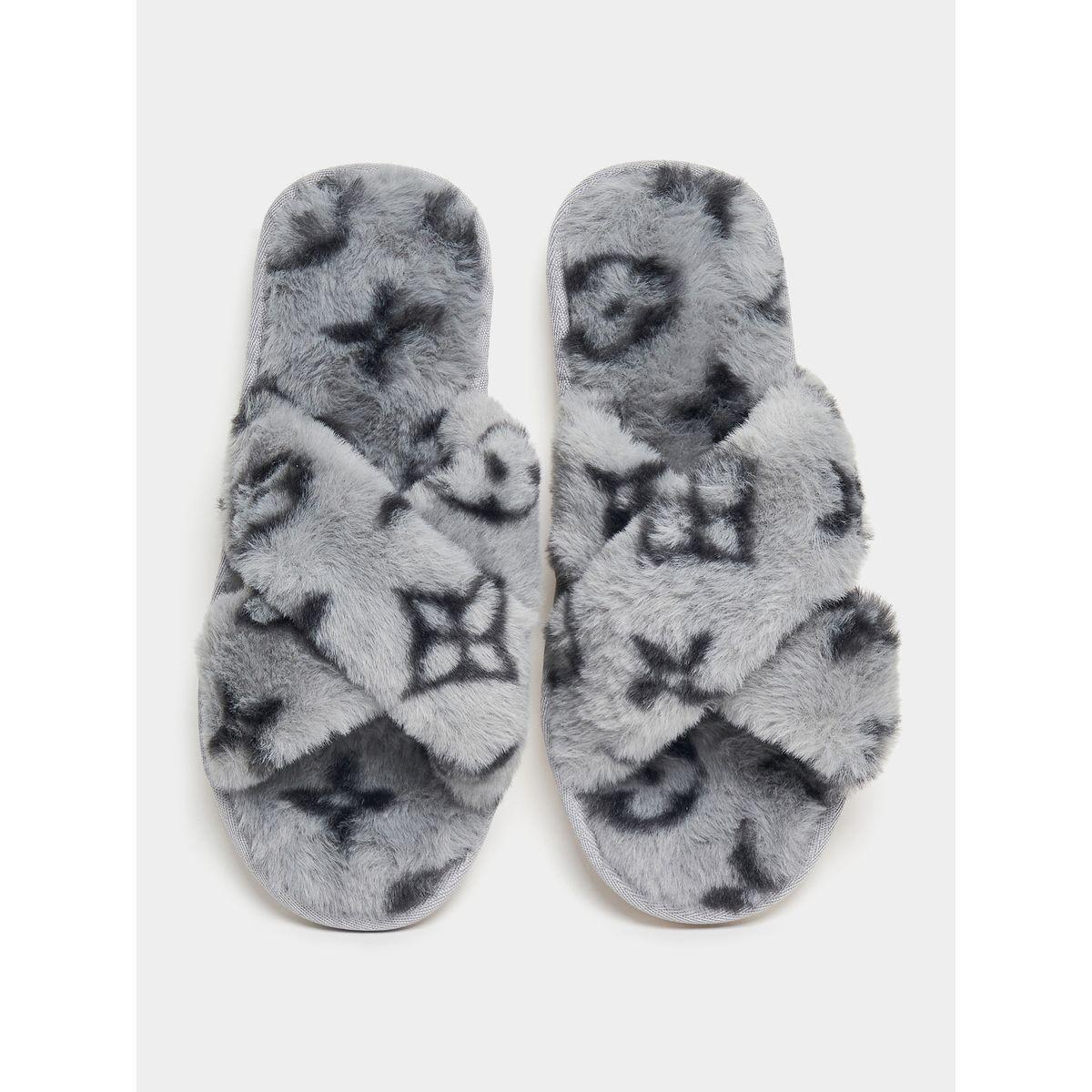 Styli Faux Fur Cross Strap Printed Bedroom Slipper-women-shoes-bedroomslippers-image-4