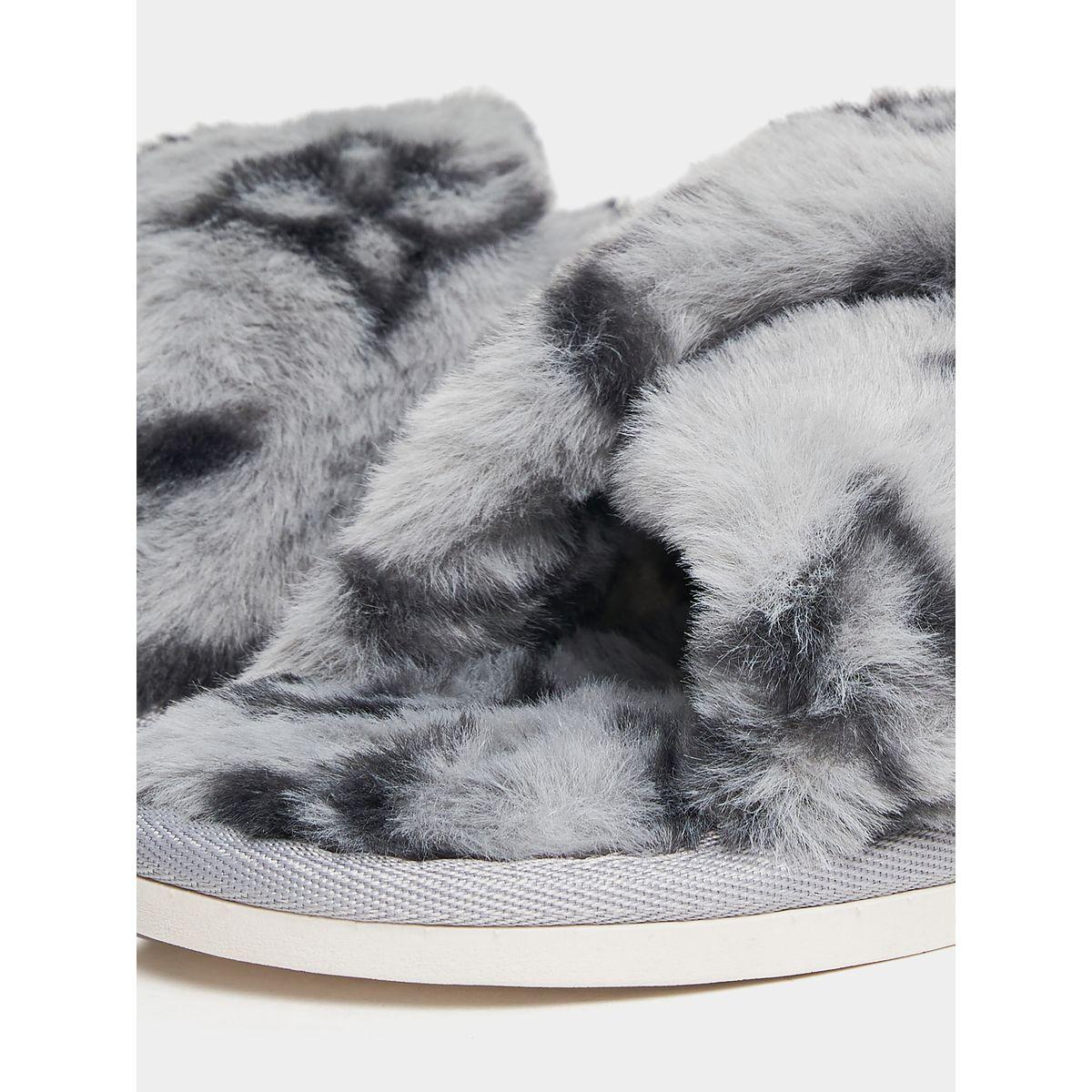 شبشب مزين بفرو صناعي-women-shoes-bedroomslippers-image-5