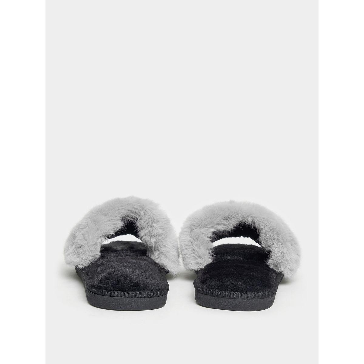Styli Embellished Chain Faux Fur Bedroom Slipper-women-shoes-bedroomslippers-image-3