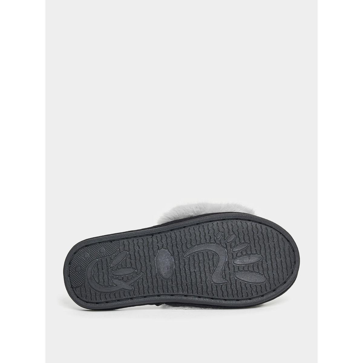 Styli Embellished Chain Faux Fur Bedroom Slipper-women-shoes-bedroomslippers-image-6