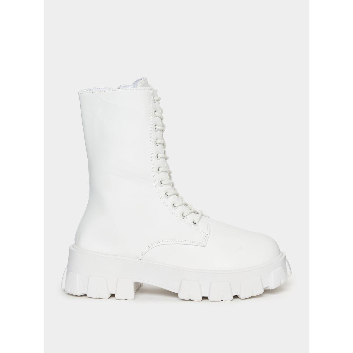 حذاء بوت بأربطة وسحاب غلق-women-shoes-boots-image-2