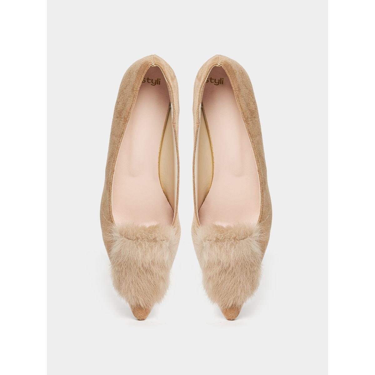 حذاء بكعب منخفض مع فرو صناعي-women-shoes-heels-image-4