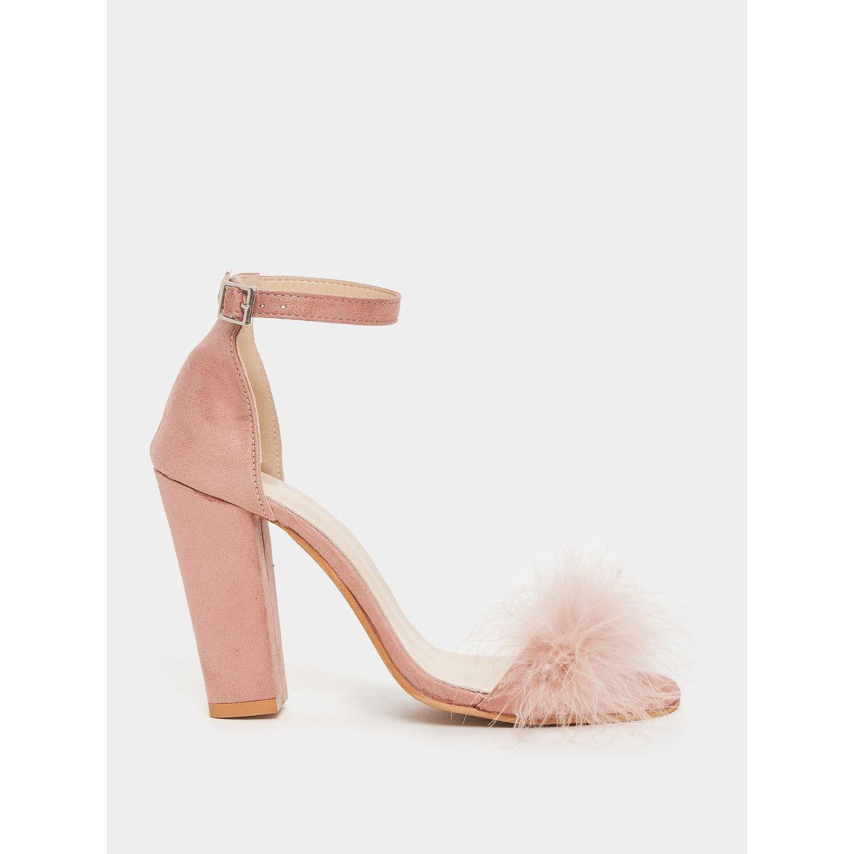 صندل مزين بفرو صناعي-women-shoes-heels-image-2