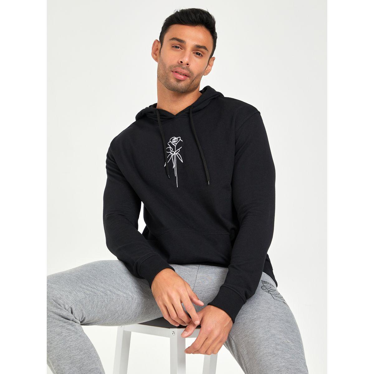 هودي كاجوال بقصة مريحة-men-winterwear-hoodiesandsweatshirts-image-1