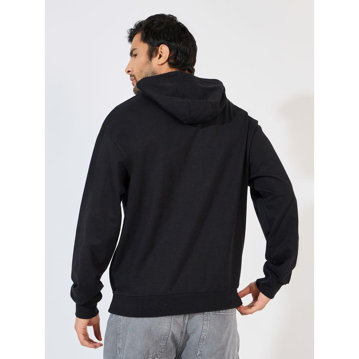 هودي مطبع بكتابة وقصة مريحة-men-winterwear-hoodiesandsweatshirts-image-4