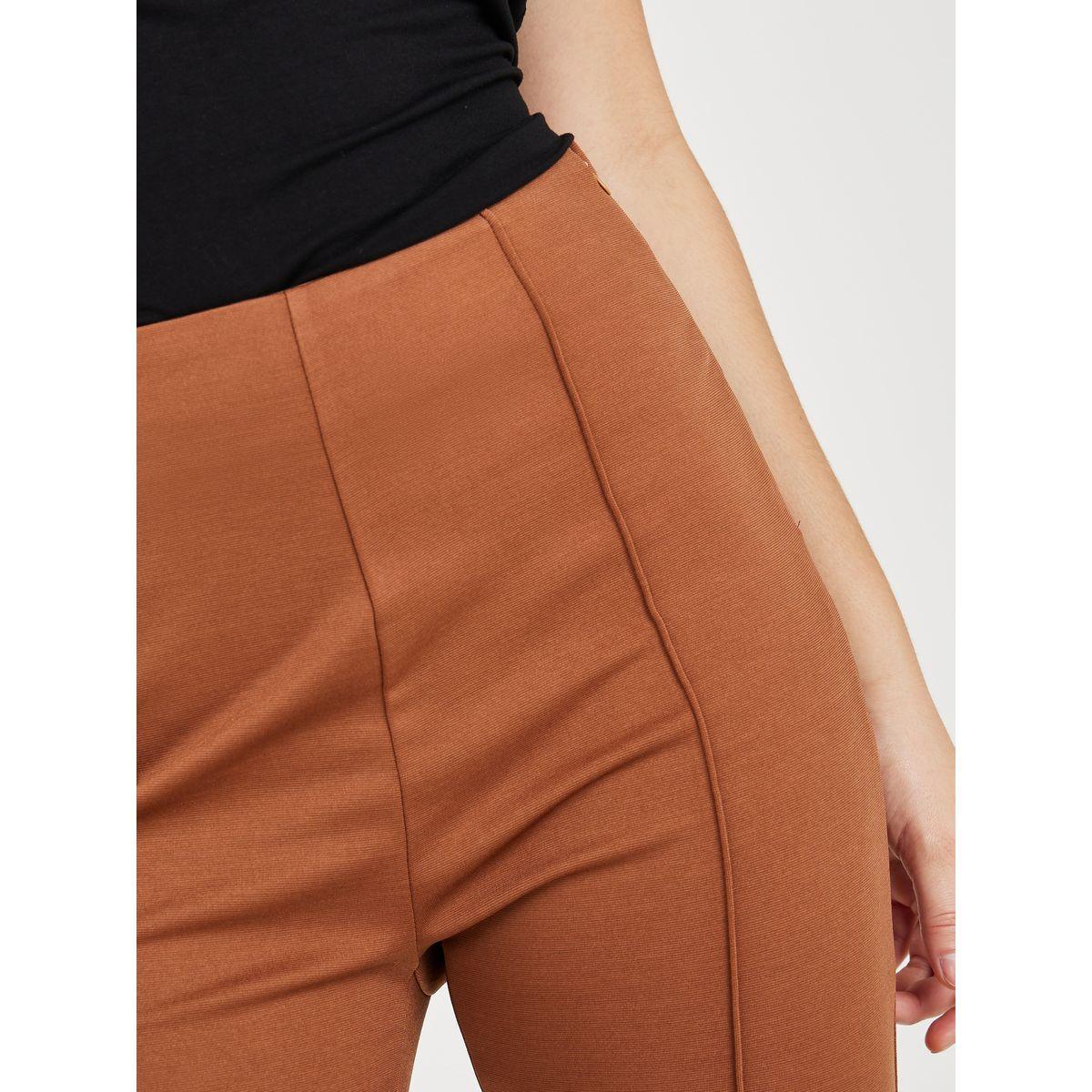 بنطال تريقنز بتداخلات مدروزة-women-clothing-bottoms-leggings-image-3