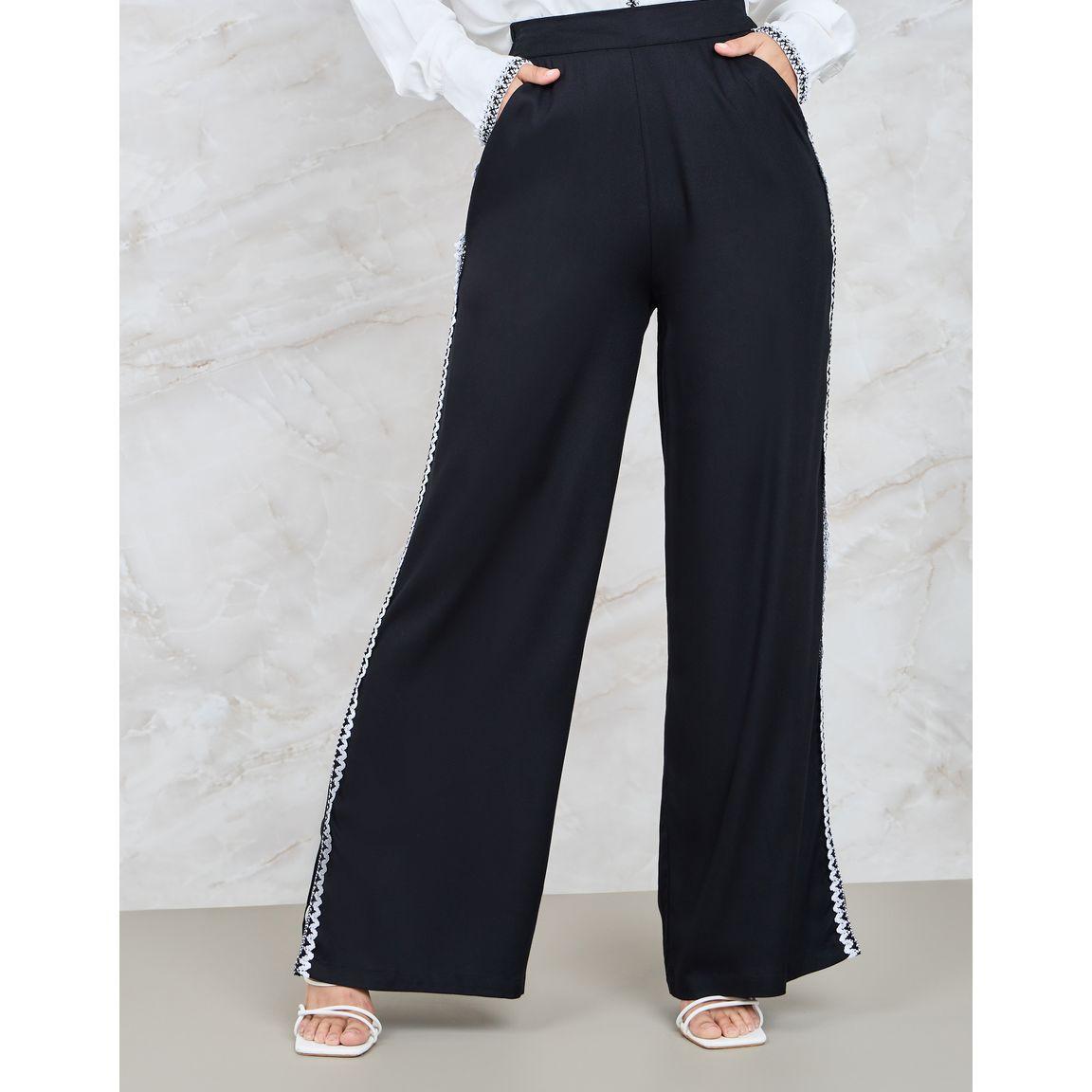 طقم منسق من بنطال واسع وبلوزة بكتف منخفض-women-clothing-coordsets-image-5