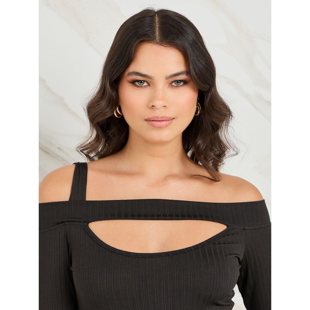 Styli Wide Ribbed Asymmetric Cut-Out Neck Fitted Knit Top-women-clothing-shirtsandblouses-blouses-image-4