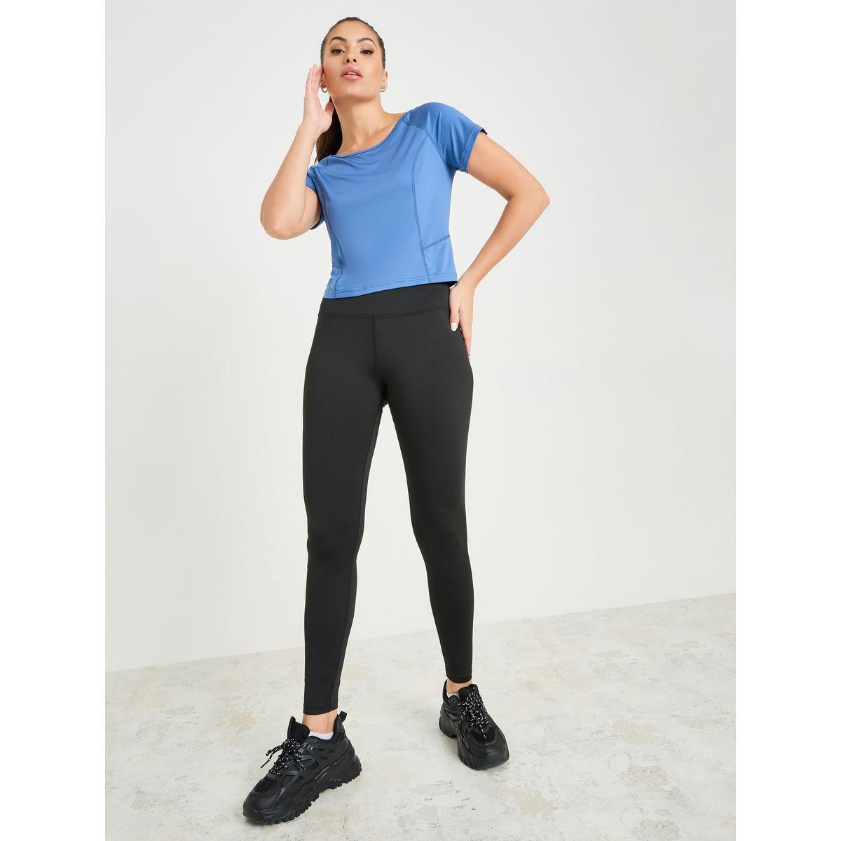 Styli Active Contrast Stitch Detail Crop Top-women-clothing-sportswearandactivewear-tshirtsandvests-image-2