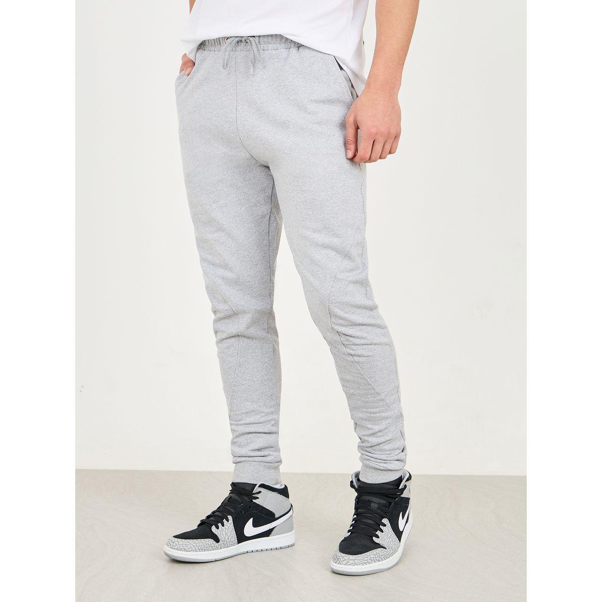 جوغر فليس بتداخلات خياطة-men-clothing-bottoms-joggers-image-1