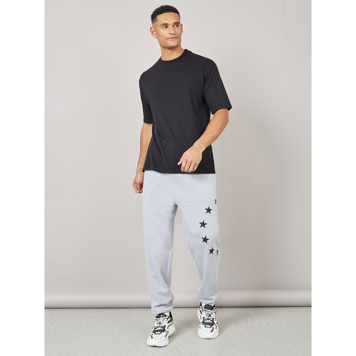 Styli Oversized Elasticated Hem Contrast Star Print Fleece Joggers-men-clothing-bottoms-joggers-image-2