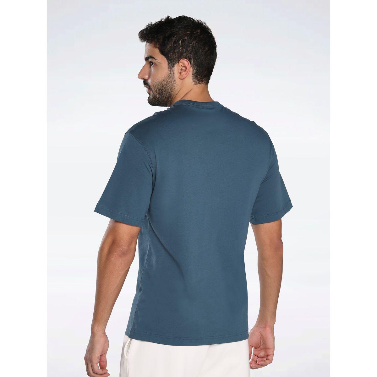 Reebok Classic Embroidered Logo T-Shirt-men-clothing-tshirtsandpolos-tshirts-image-2