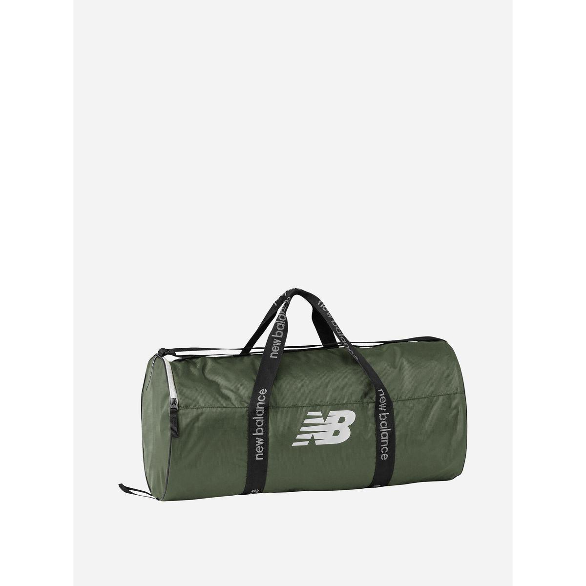 شنطة دافل بطبعة شعار الماركة-travel-luggagesandbags-dufflebags-image-1