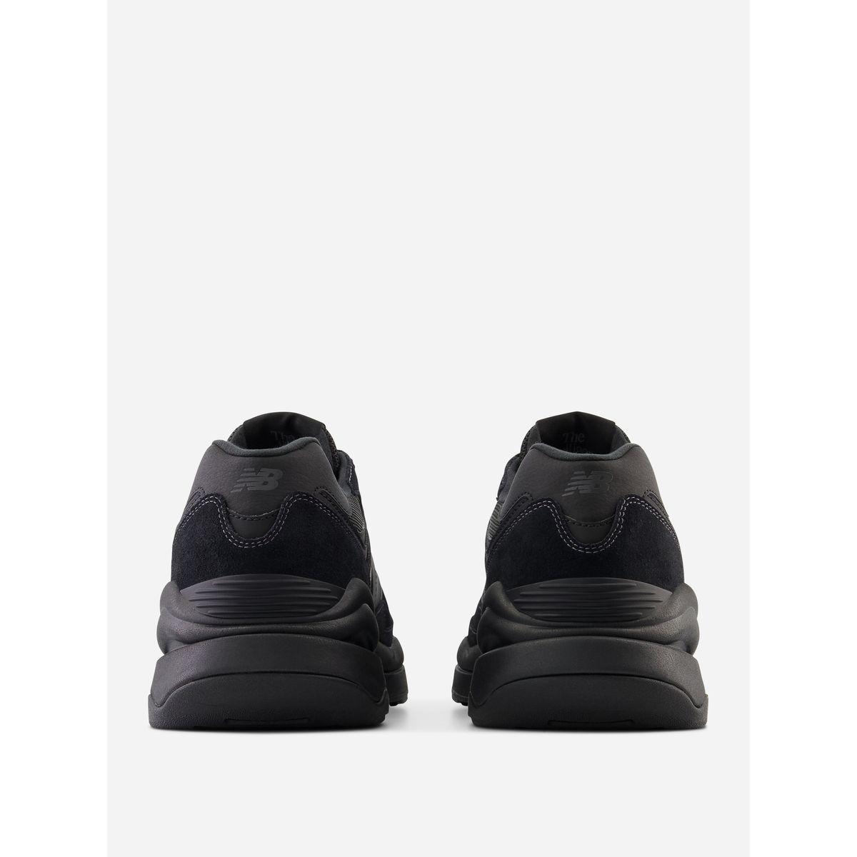 New Balance 5740 Lace Up Sneakers-men-shoes-sneakers-image-5