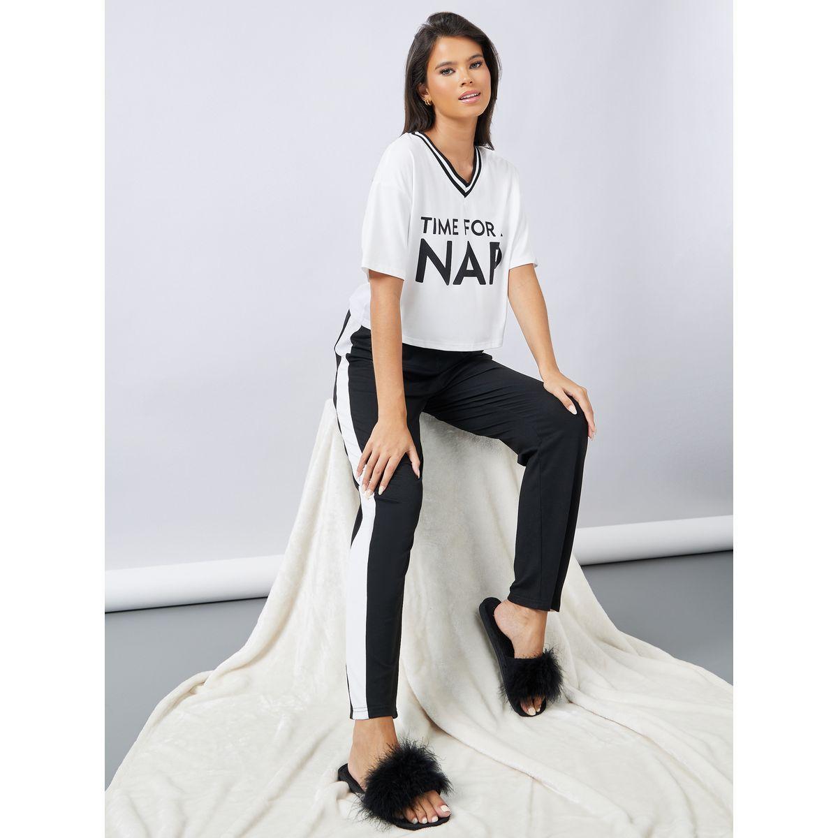 طقم بيجاما من ( تيشيرت + بنطال )-women-clothing-nightwear-pyjamas-longsets-image-1