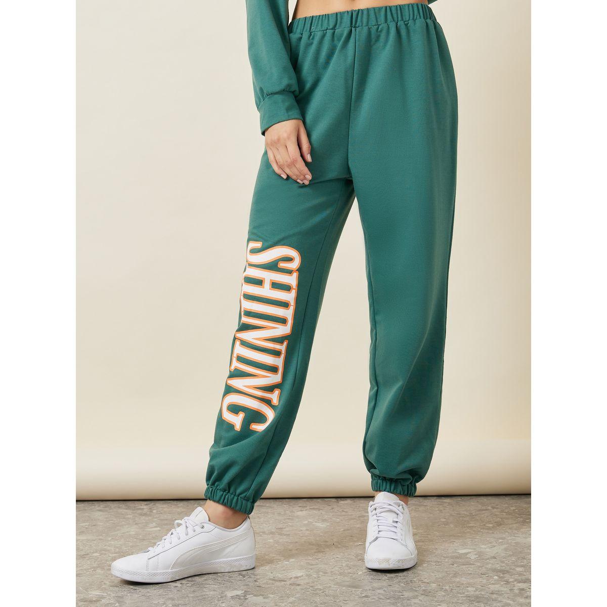 مجموعة من ( جوغر + سويت شيرت )-women-clothing-coordsets-image-5