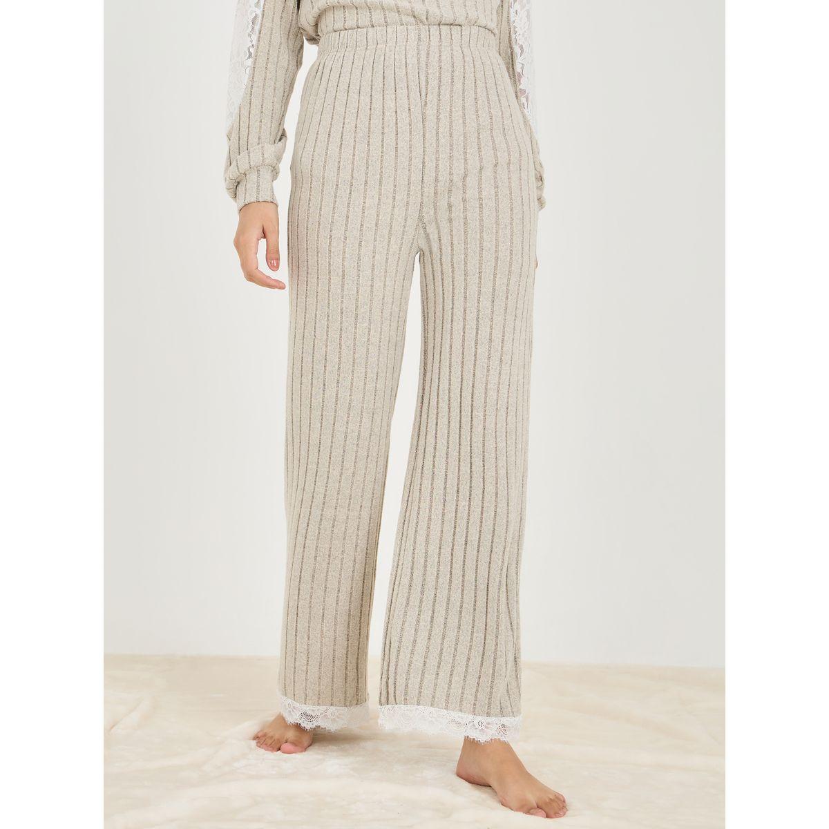Styli Unwind Brushed Rib Raglan Crochet Lace Sleeve Top & Trouser Lounge Set-women-clothing-coordsets-image-3