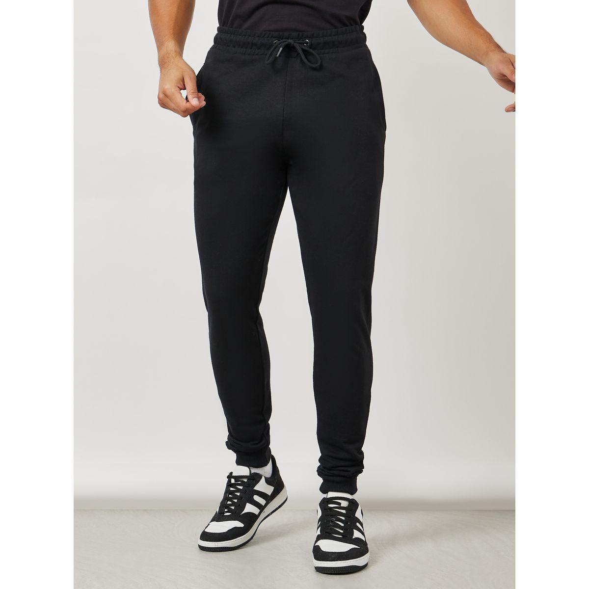 جوغر بقصة سليم فت مع جيوب-men-clothing-bottoms-joggers-image-1