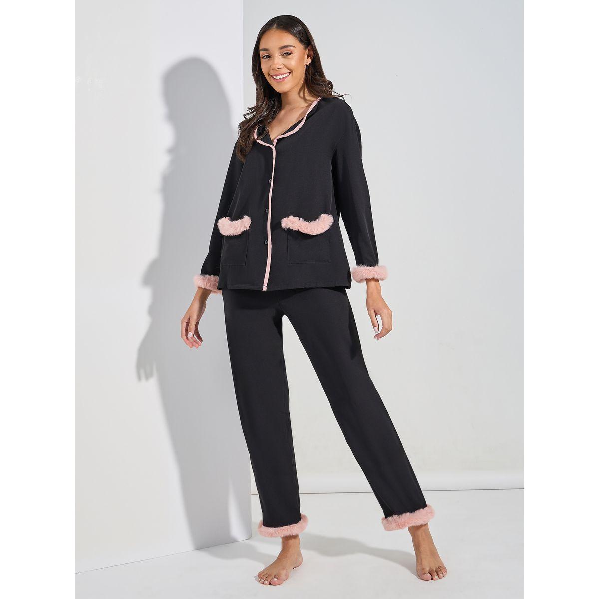 طقم من بنطال بيجاما مع بلوزة بتفاصيل فليس وازرار غلق-women-clothing-nightwear-pyjamas-longsets-image-1