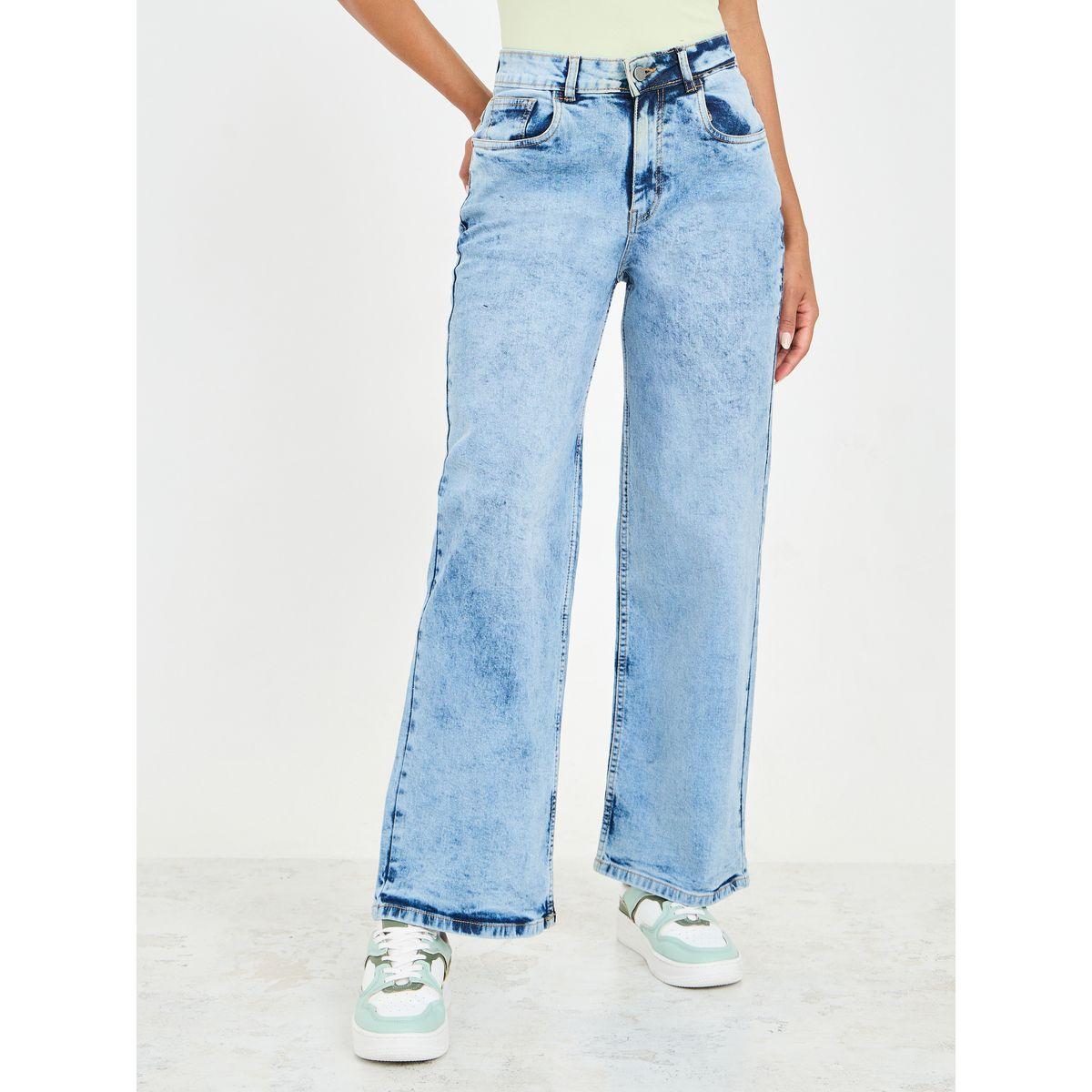 جينز بقصة مستقيمة و تفاصيل مشطوفة-women-clothing-bottoms-jeans-image-1