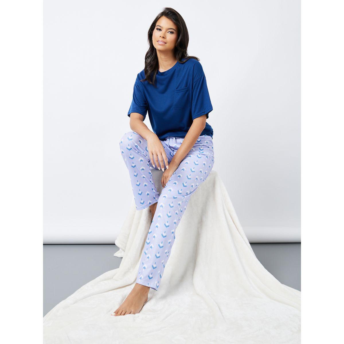 Styli Unwind Drop Shoulder Pocket T-Shirt & Geo Print Pyjama Set-women-clothing-nightwear-pyjamas-longsets-image-1