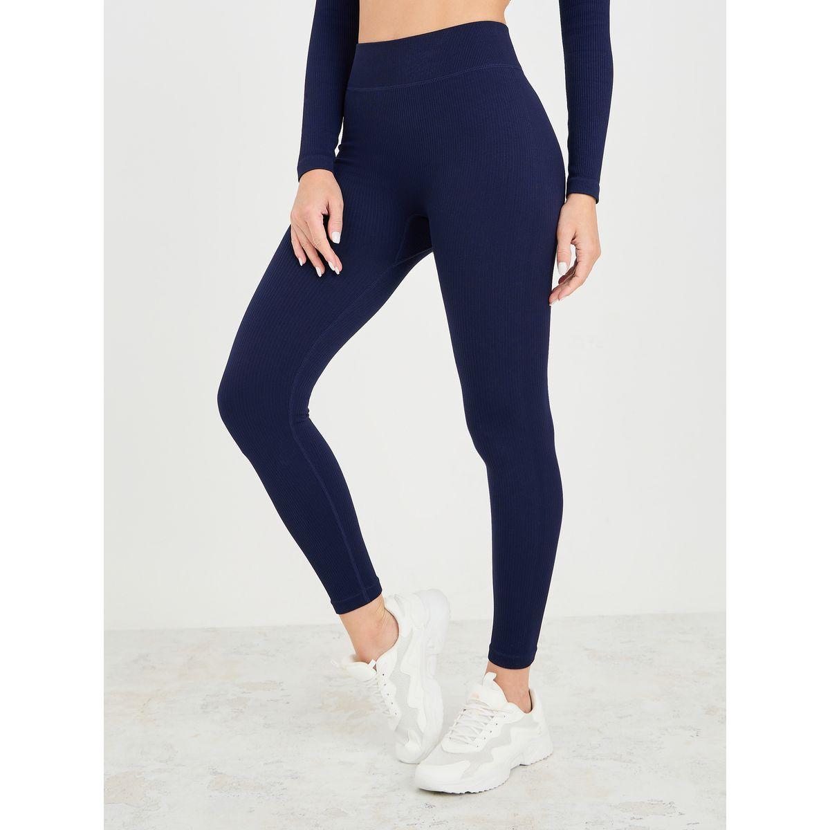 Styli Active Seamless Front Broad Square & Strap Neck Detail Crop Top & Leggings Set-sports-women-clothing-trackpantsandtracksuits-image-4