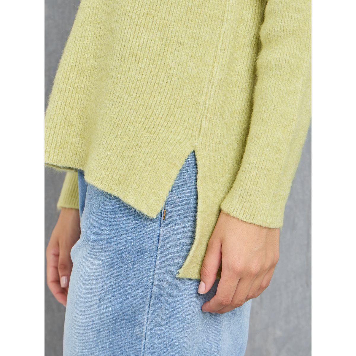 Styli Solid V Neck High Low Hem Sweater-women-clothing-cardigansandjumpers-jumpers-image-4