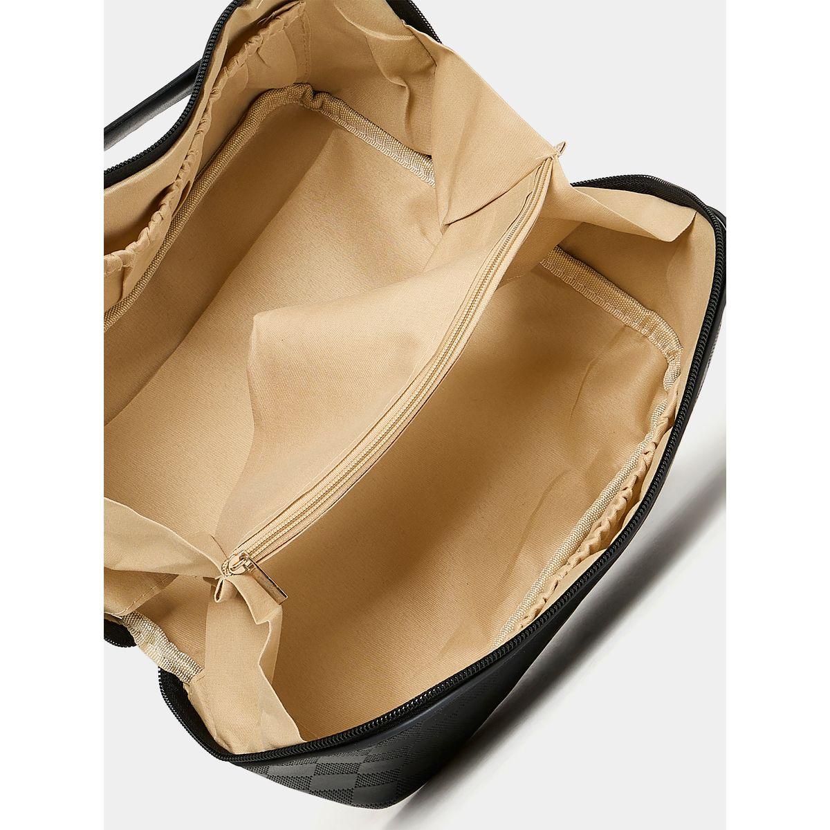 شنطة أدوات تجميل عصرية-travel-accessories-image-4