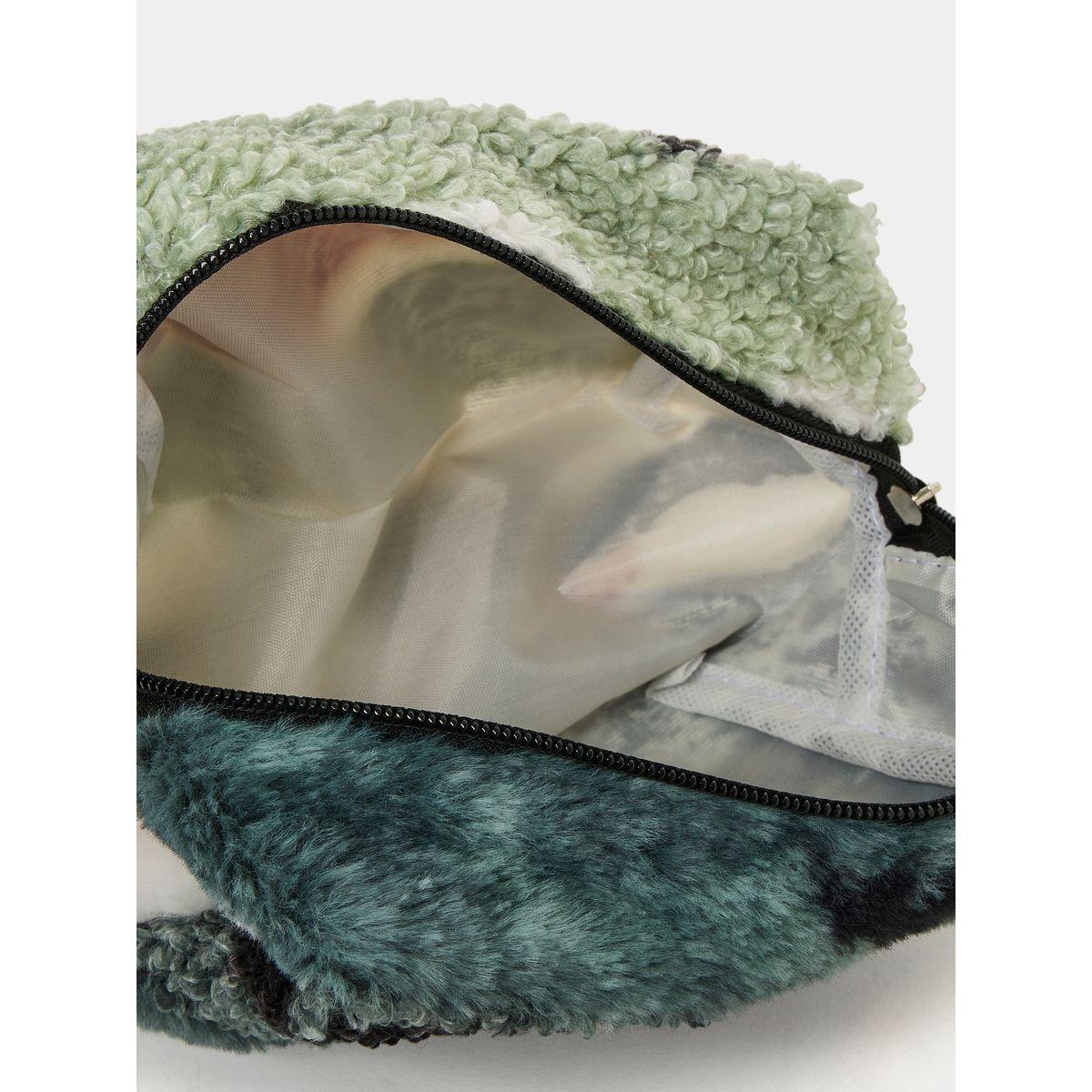 شنطة أدوات تجميل عصرية-travel-accessories-image-1