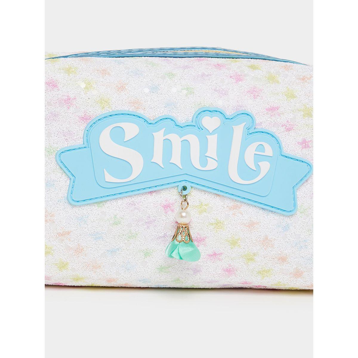 Styli Smile Patch Print Washbag-travel-accessories-image-2