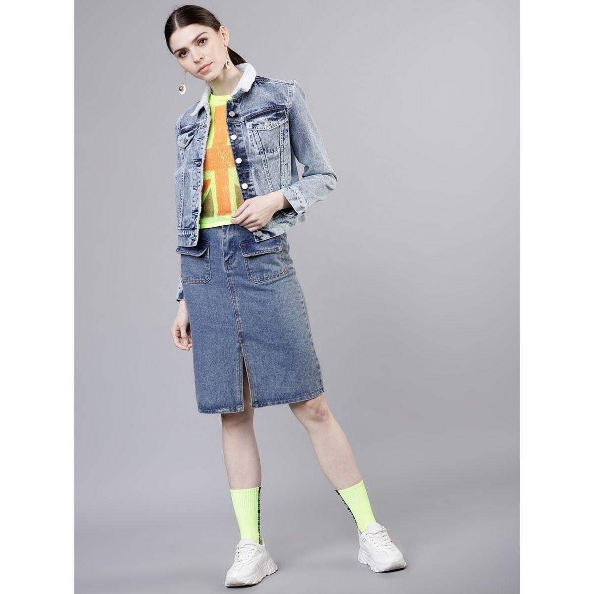 Tokyo Talkies X Styli Solid Cropped Fluffy Collar Denim Jacket-women-winterwear-coatsandjackets-jackets-image-5
