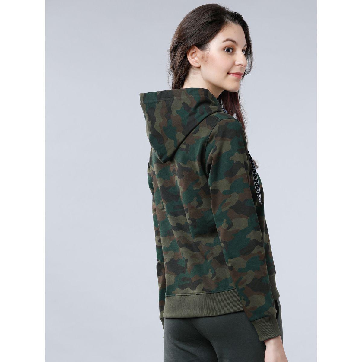 Tokyo Talkies X Styli Camouflage Print Hooded Sweatshirt-women-clothing-hoodiesandsweatshirts-sweatshirts-image-3