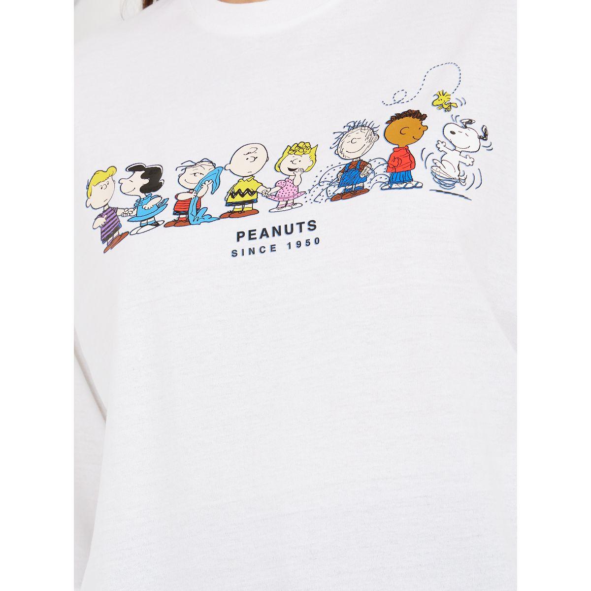 Styli Oversized Peanuts Graphic Print Drop Shoulder T-Shirt-women-clothing-tshirts-image-3