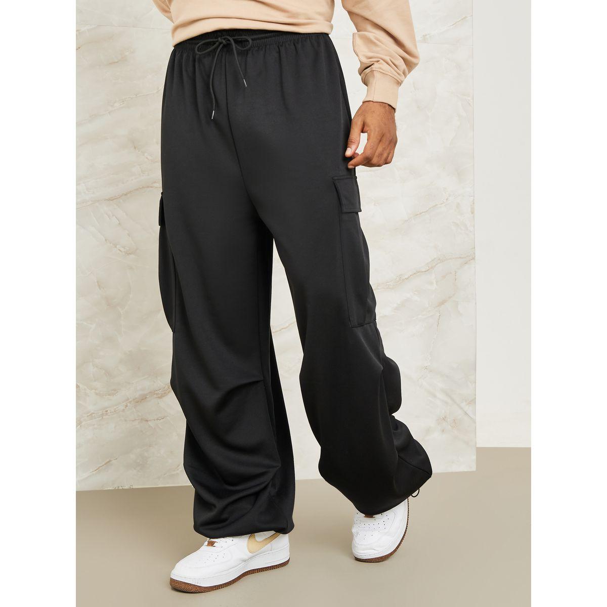 بنطال كارجو بأرجل واسعة-men-clothing-bottoms-joggers-image-4