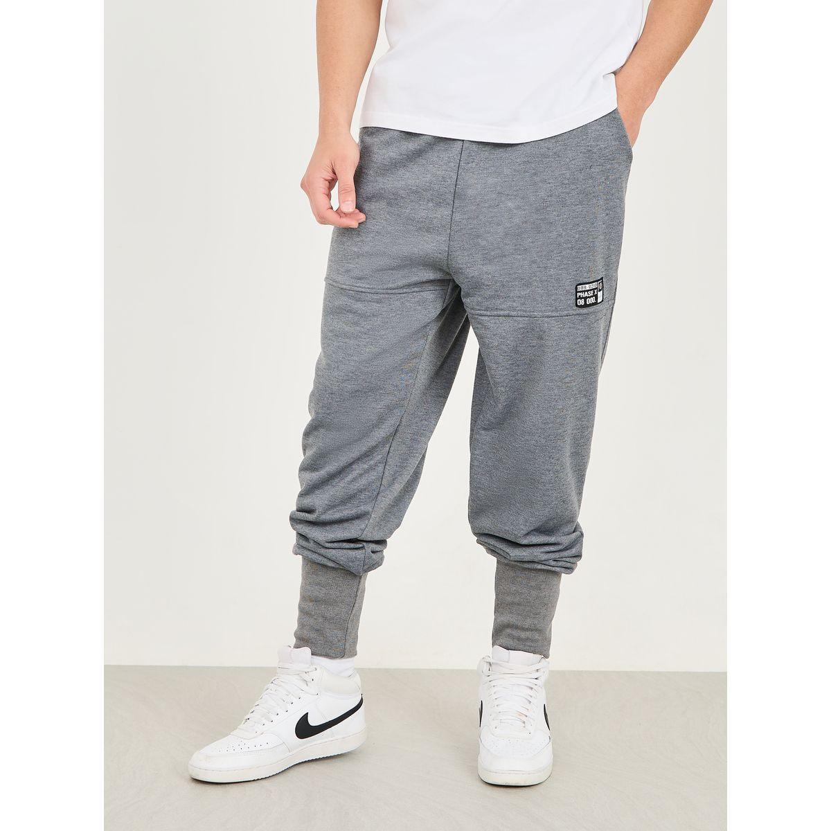 جوغر ميلانج مزين بشارة مع حواف بأساور-men-clothing-bottoms-joggers-image-4