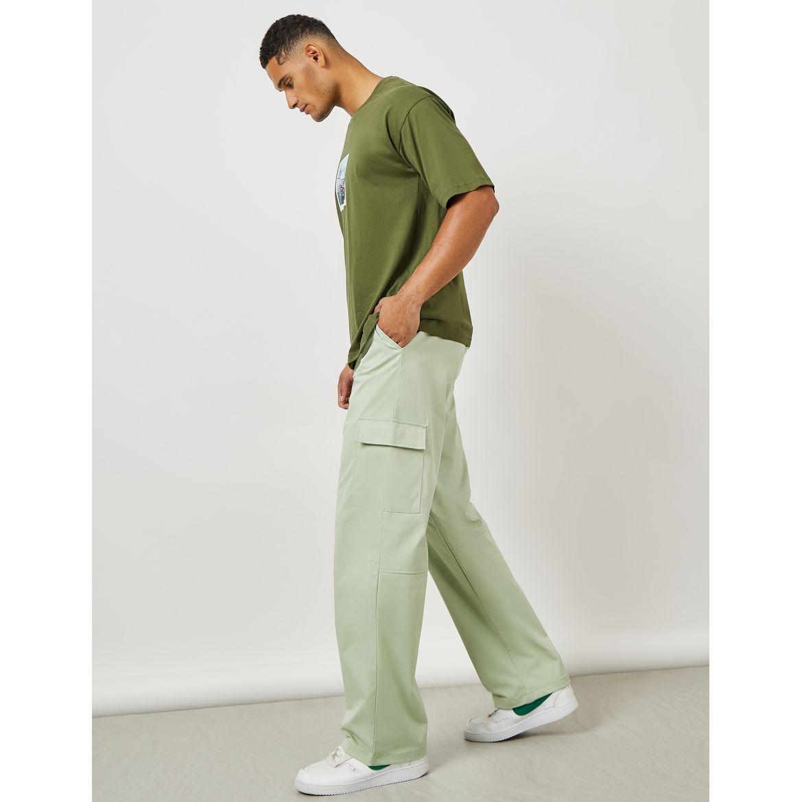 بنطال كارجو منسوج بقصة مريحة-men-clothing-bottoms-trousersandchinos-trousers-image-1