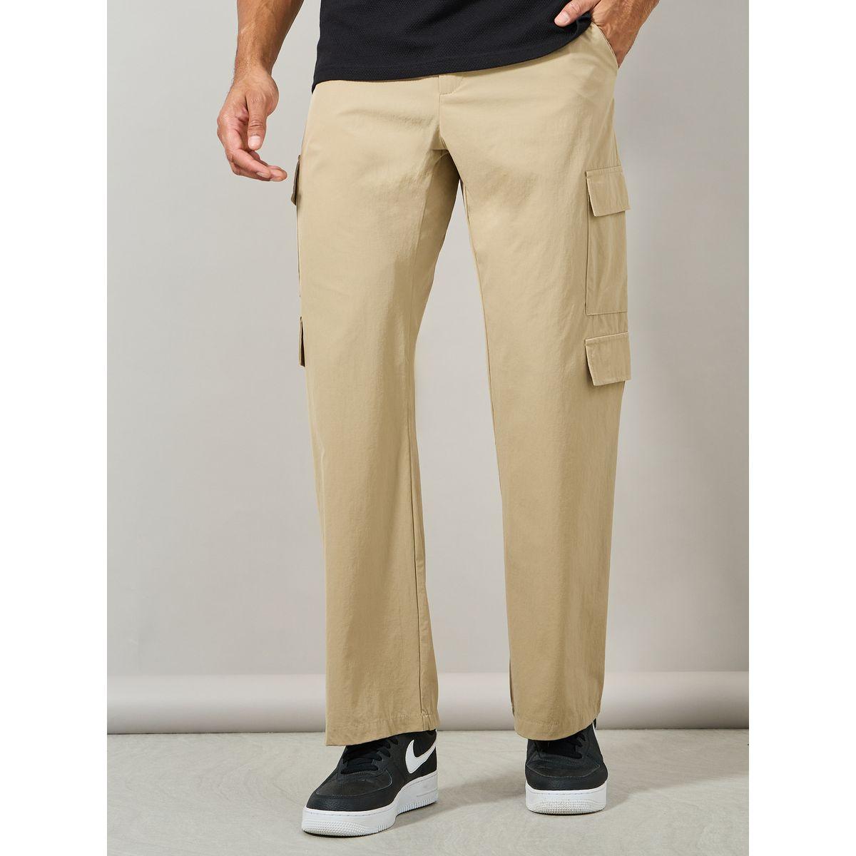 بنطال بقصة مريحة وجيوب بنمط كارجو-men-clothing-bottoms-trousersandchinos-trousers-image-1