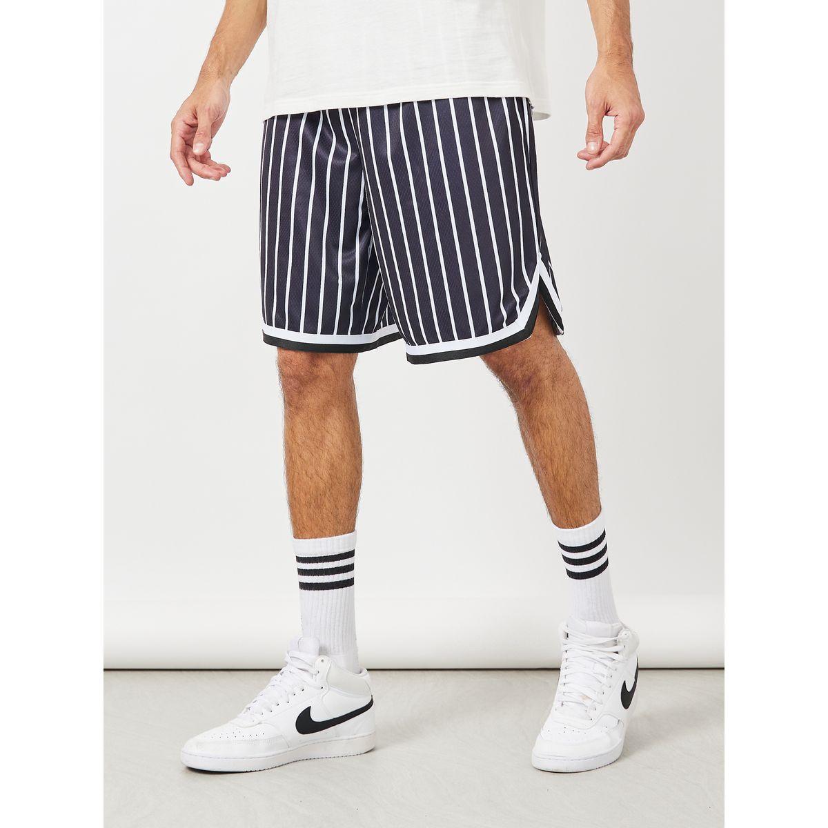 شورت رياضي منسوج بقصة واسعة-men-clothing-sportswearandactivewear-bottoms-image-2